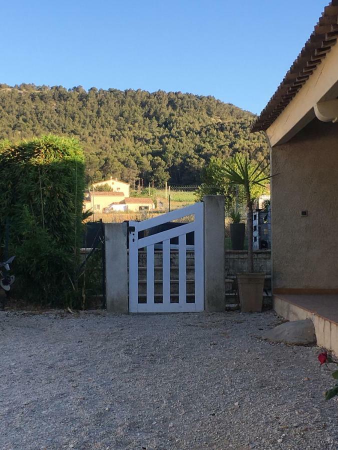 Appart. 4 Pers A 6 Kms De Cassis Avec Acces Piscine Roquefort-la-Bedoule Exterior photo